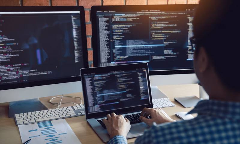 数据科学选型:R与Python如何赋能平潭县网站建设?